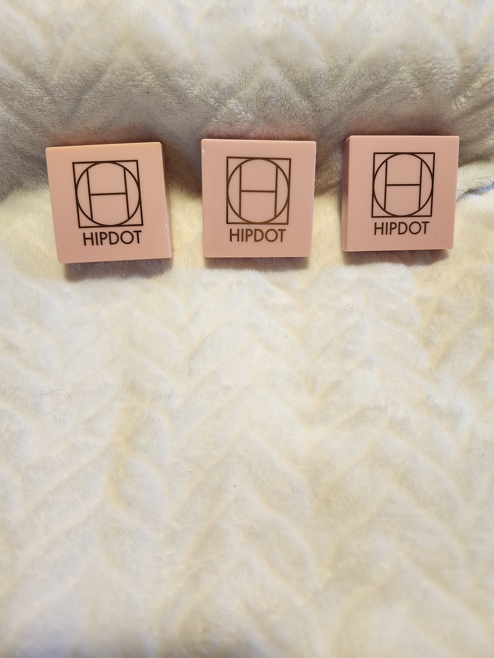 HIPDOT Highlighter Set Of 3 Palettes